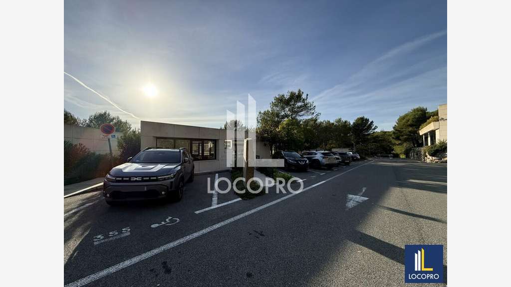 Location bureaux 94m² à Sophia-Antipolis