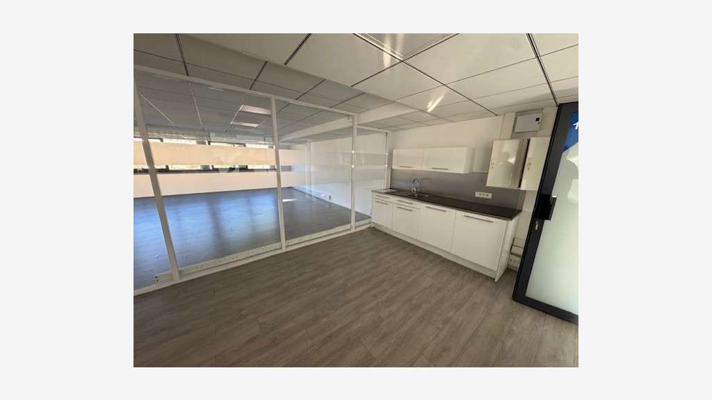 Location bureaux de 123m² à Sophia Antipolis