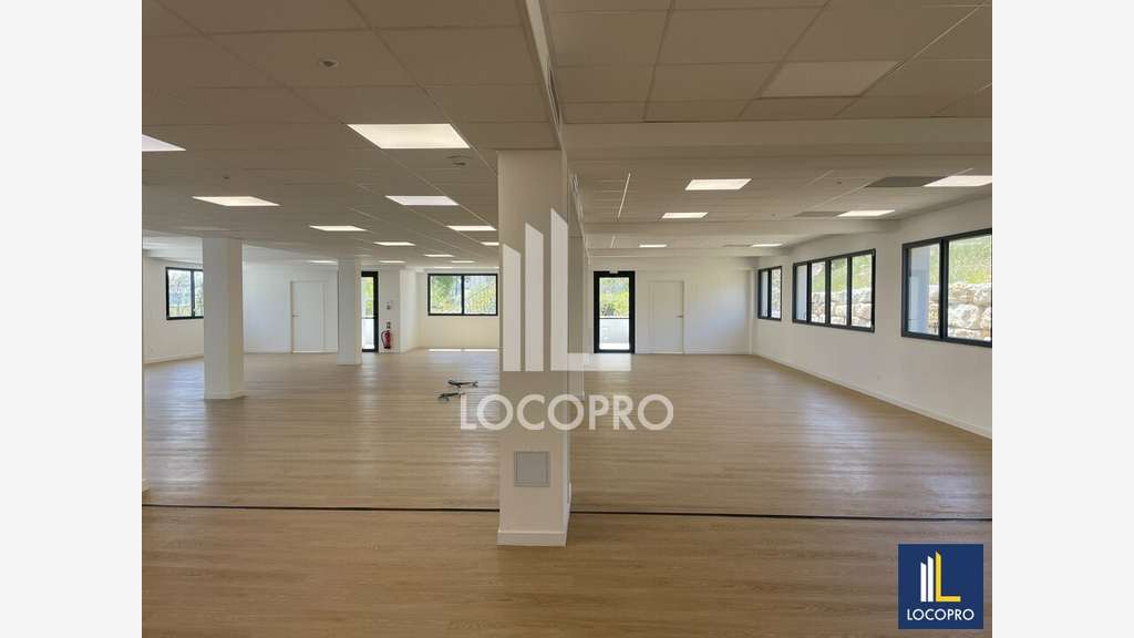 Location bureaux neufs de 316m² à Sophia-Antipolis