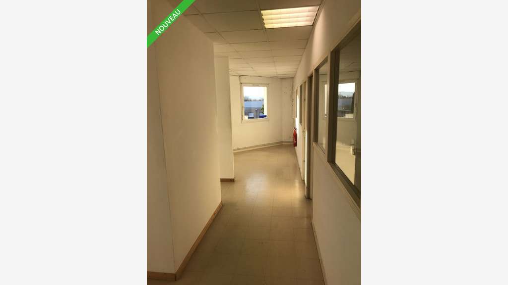 Bureau 45m² R+1 à louer en ZFU à Valence