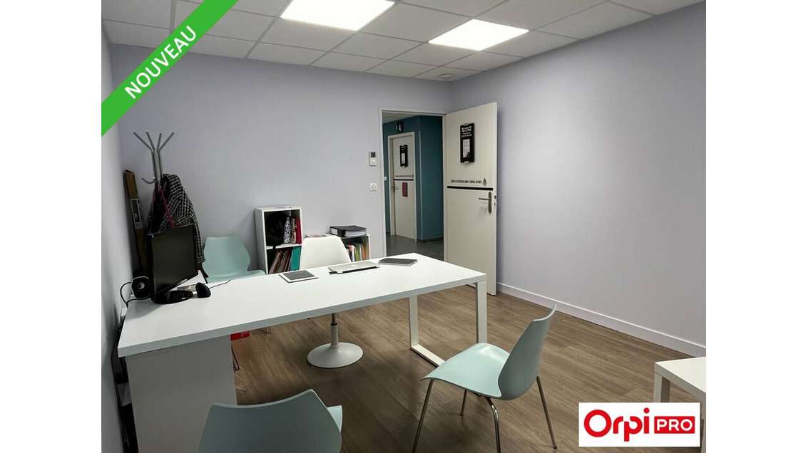 A louer local professionnel 28m² R+1 à Valence