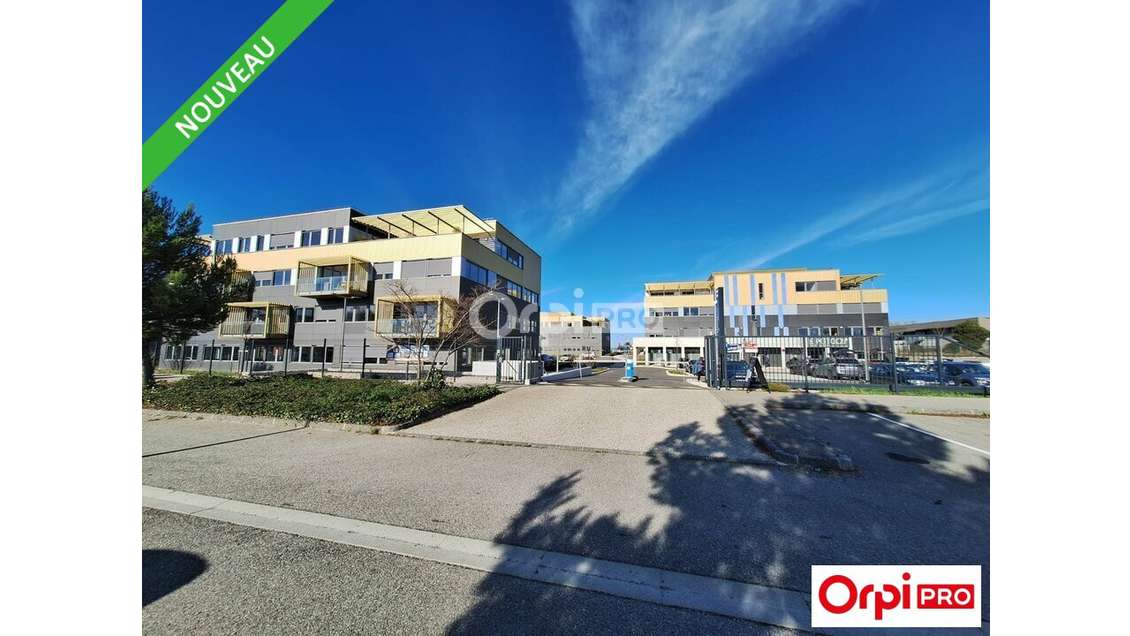 Location bureaux lumineux 50m² Valence empl n°1