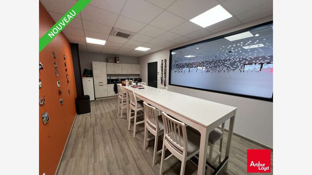 Bureaux neufs 345m² à louer à Valence Briffaut