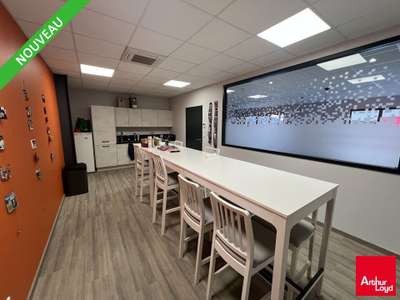 Bureaux neufs 345m² à louer à Valence Briffaut