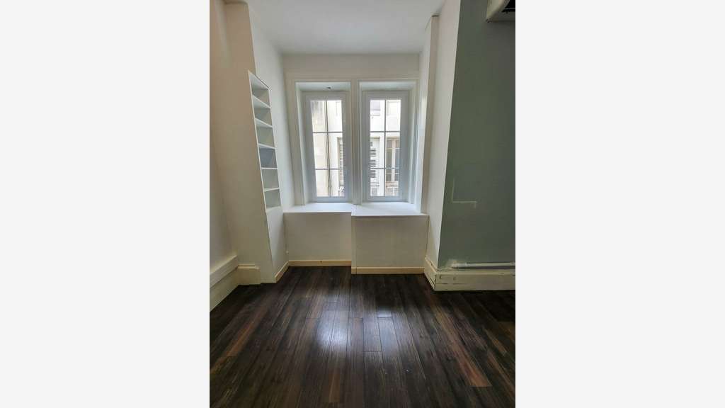 Bureaux 77m² à louer àValence Avenue Pierre Semard