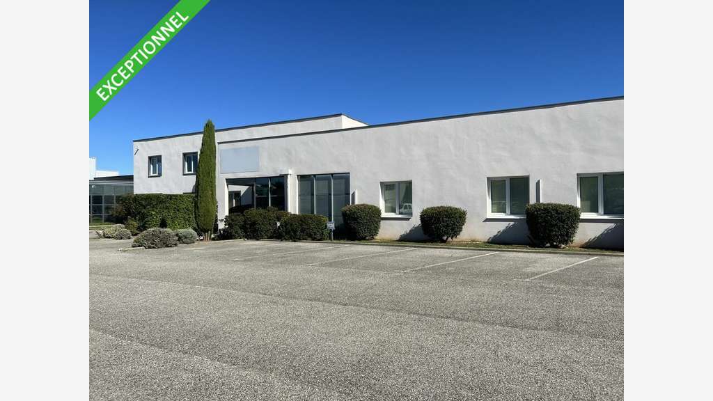 Entrepôt bureaux 1150m² à louer Valence Briffaut