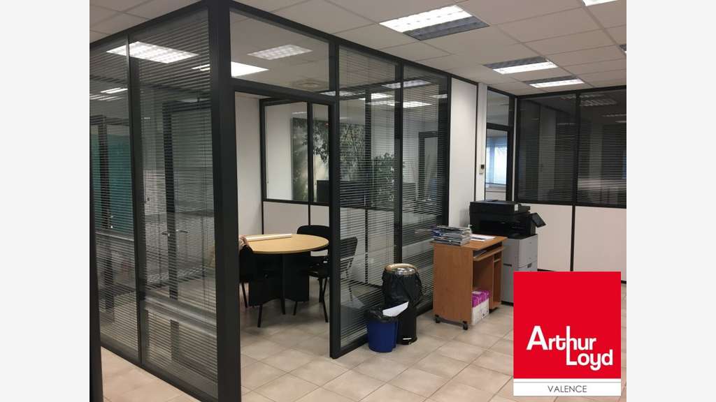 Immeuble de bureaux 590m² à louer Valence Briffaut