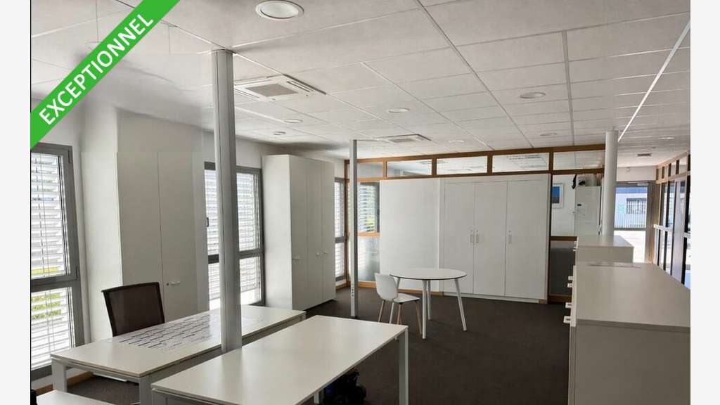 Bureaux de 941m² à louer à Valence Lautagne