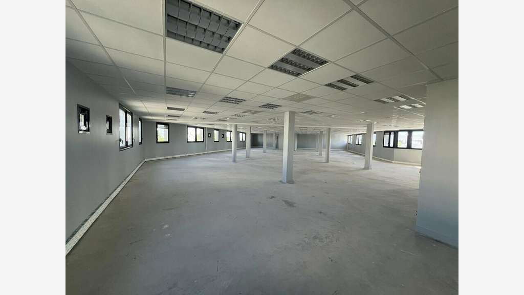 Bureaux dès 250m² à louer Valence Parc Eurovaltain