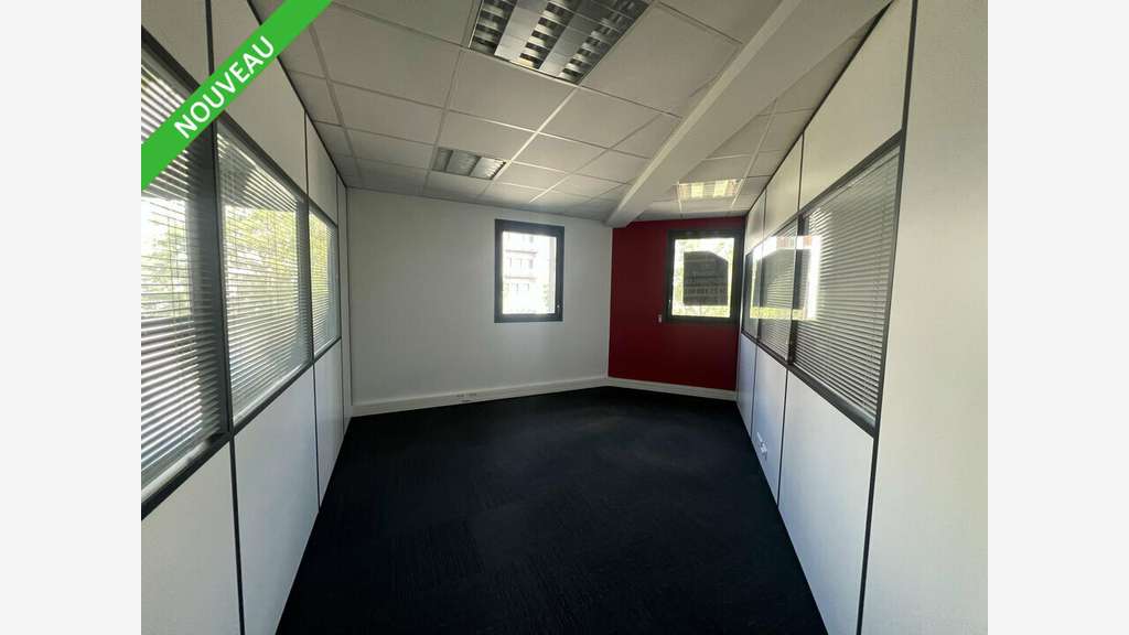 Bureaux 130m² à louer Valence Parc Eurovaltain