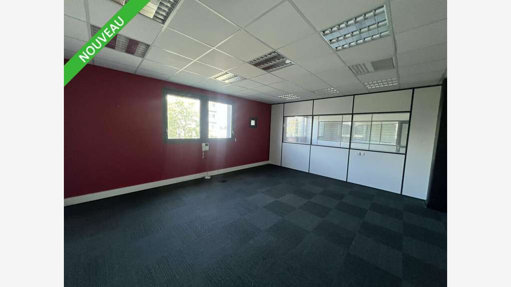 Bureaux 130m² à louer Valence Parc Eurovaltain