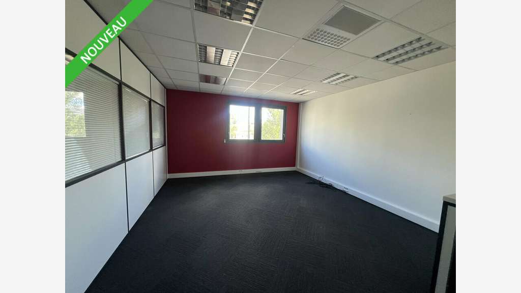 Bureaux 130m² à louer Valence Parc Eurovaltain