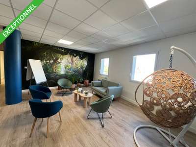 Bureaux 97m² R+2 à louer à Valence