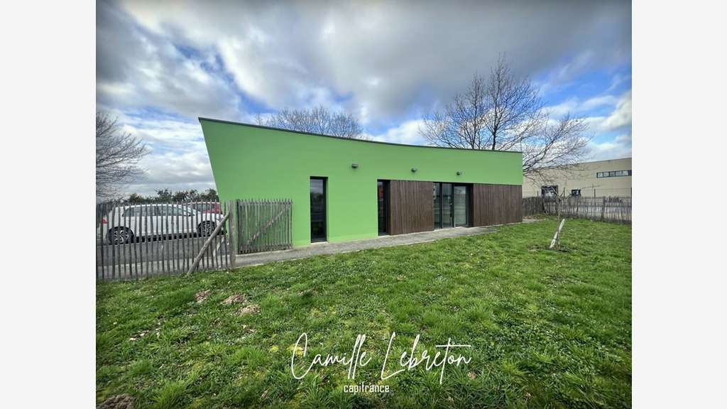 Bureaux 135m² à louer zone des Dorices à Vallet