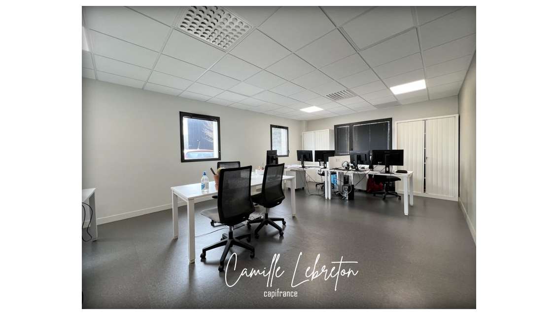 Bureaux 135m² à louer zone des Dorices à Vallet