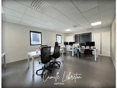 Bureaux 135m² à louer zone des Dorices à Vallet