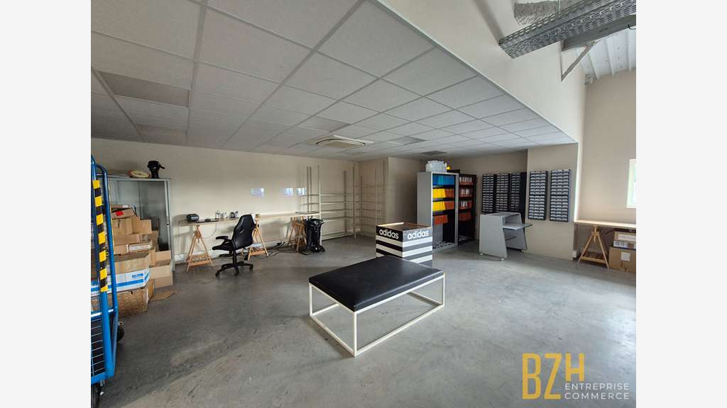 A louer plateau de bureaux 221m² R+2 à Vannes