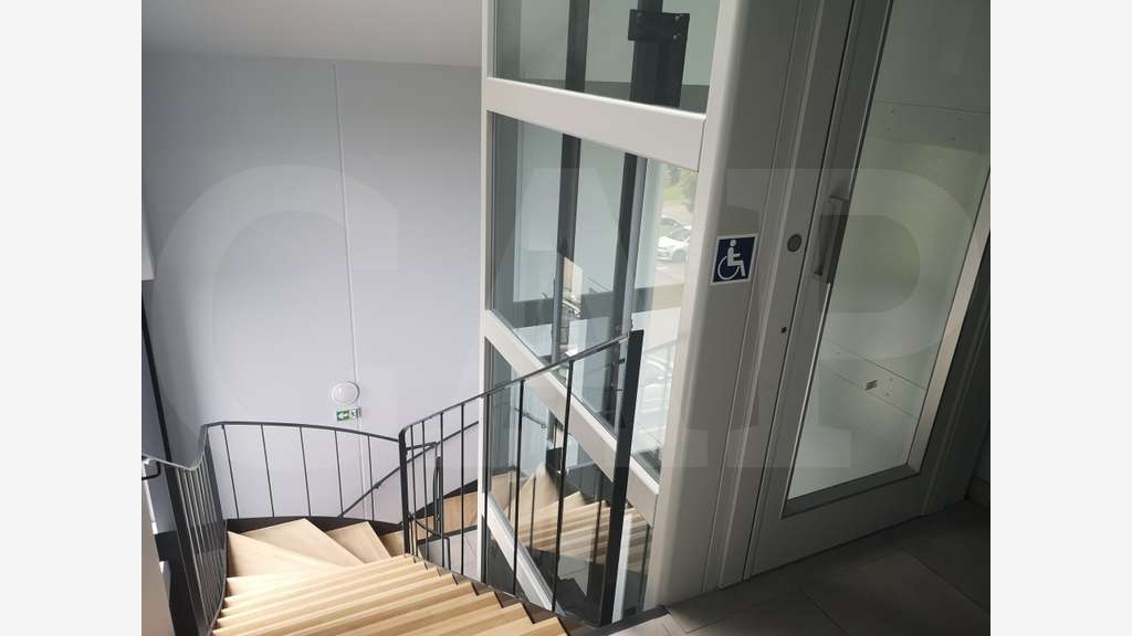 A louer plateau de bureaux récent 123m² à Vannes
