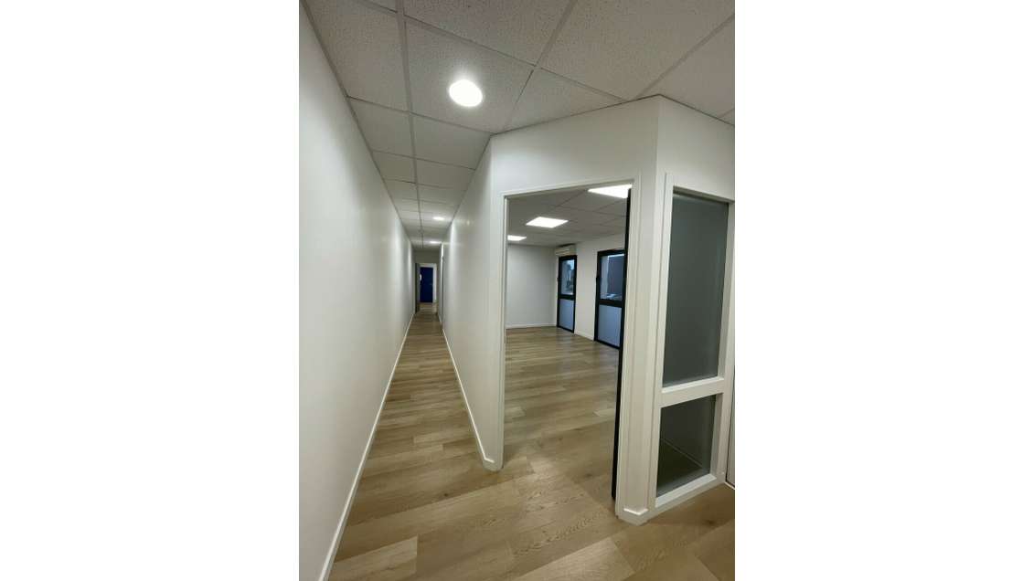 Bureaux de 160m² à louer au 1er étage à Vannes