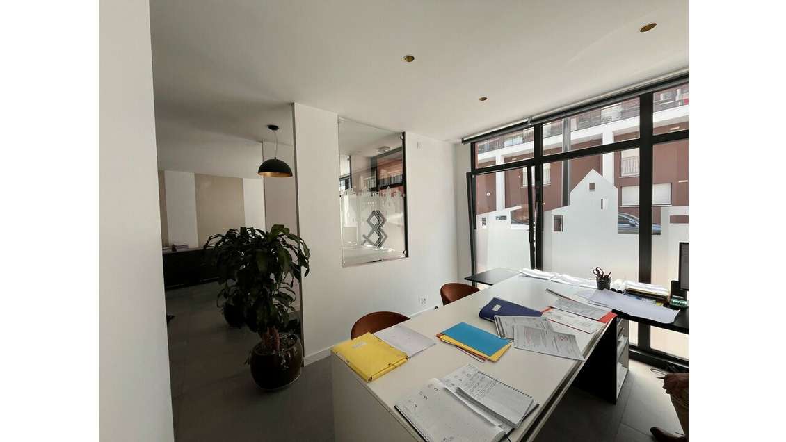 A louer bureaux de 88m² en RDC à Vannes centre