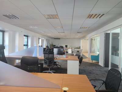 A louer bureaux 190m² proche voie rapide à Vannes