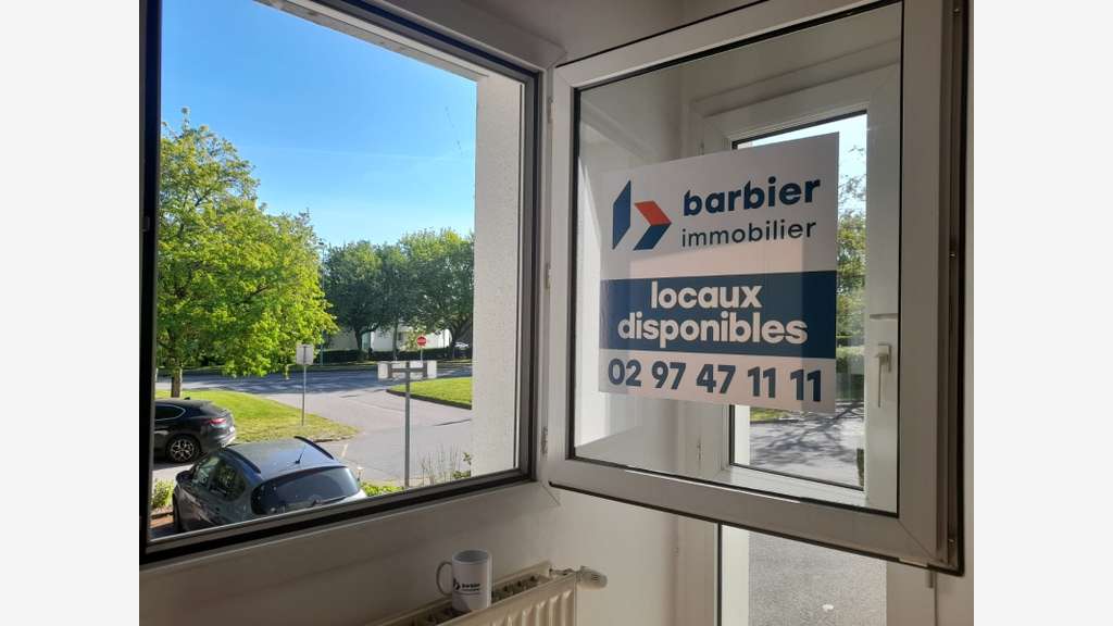 A louer bureaux 80m² RDC à Vannes Sud Ouest