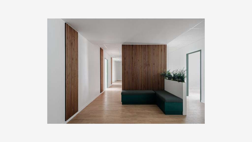 A louer bureaux neufs 667m² à Vannes Sud Ouest