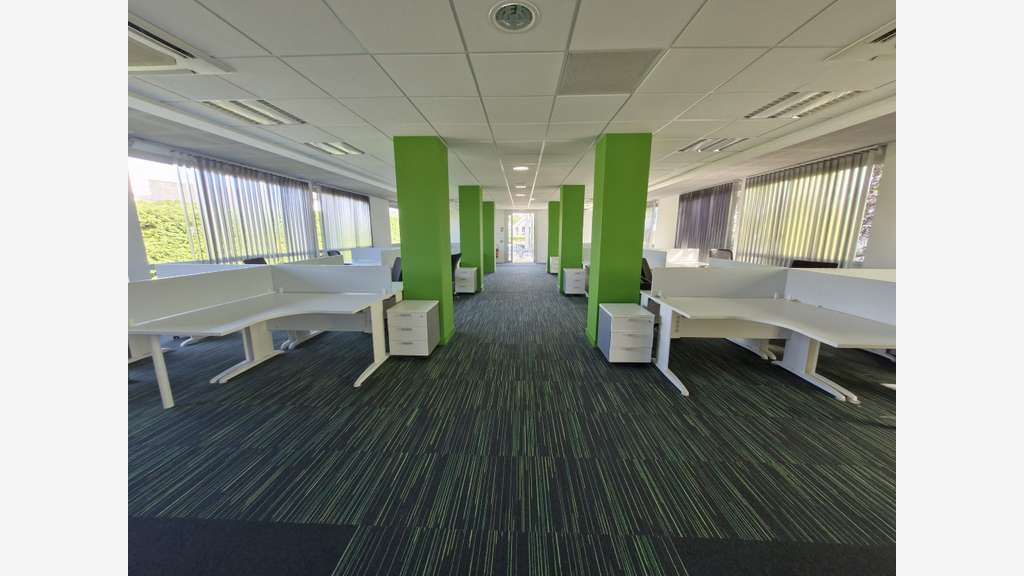 A louer immeuble indépendant de bureaux à Vannes