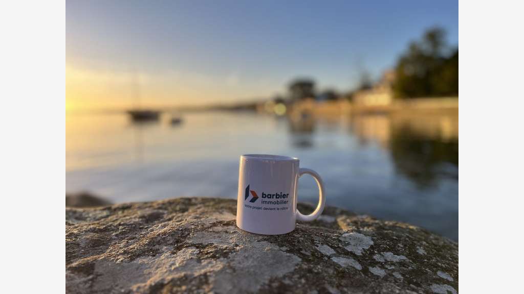 A louer immeuble indépendant de bureaux à Vannes