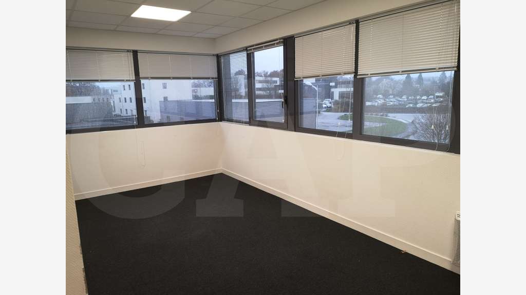 A louer bureaux aménagés de 236m² à Vannes