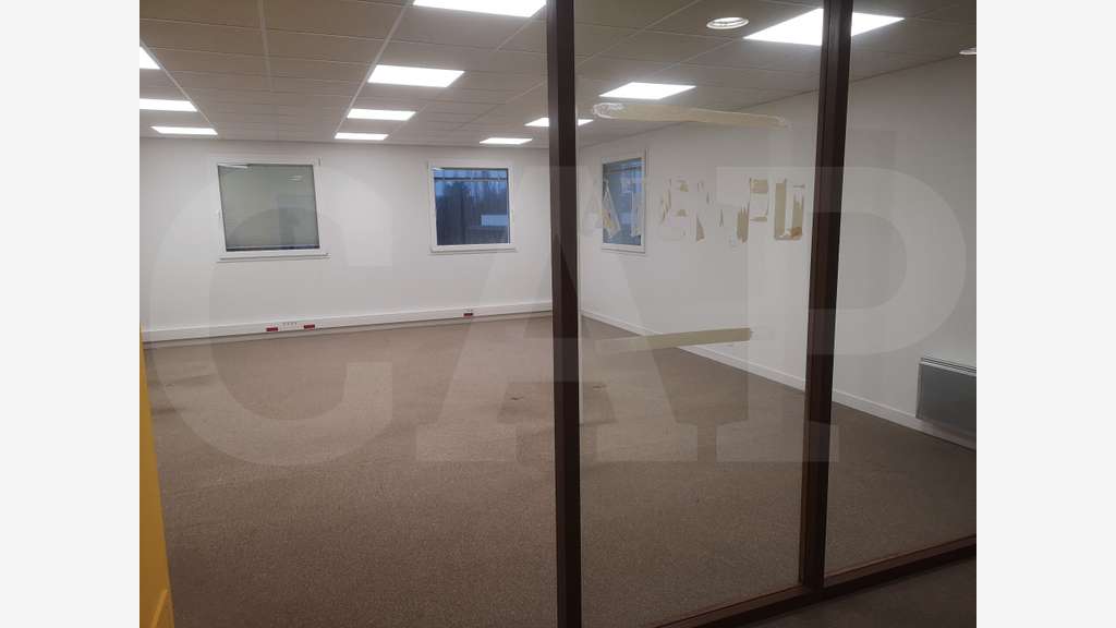 A louer bureaux aménagés de 236m² à Vannes
