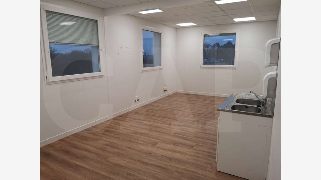 A louer bureaux aménagés de 236m² à Vannes