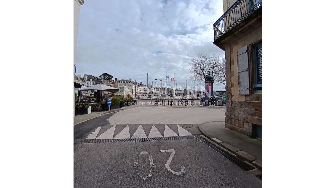 A louer bureaux 35m² situés sur le Port de Vannes