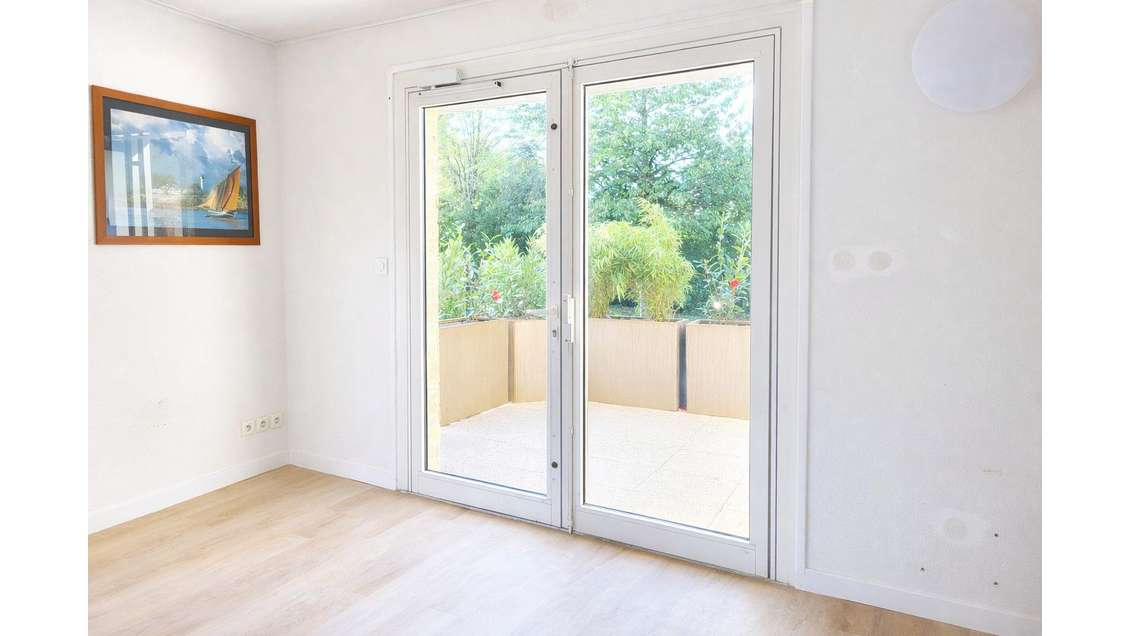 A louer bureaux 46m² + terrasse à Vannes Arradon