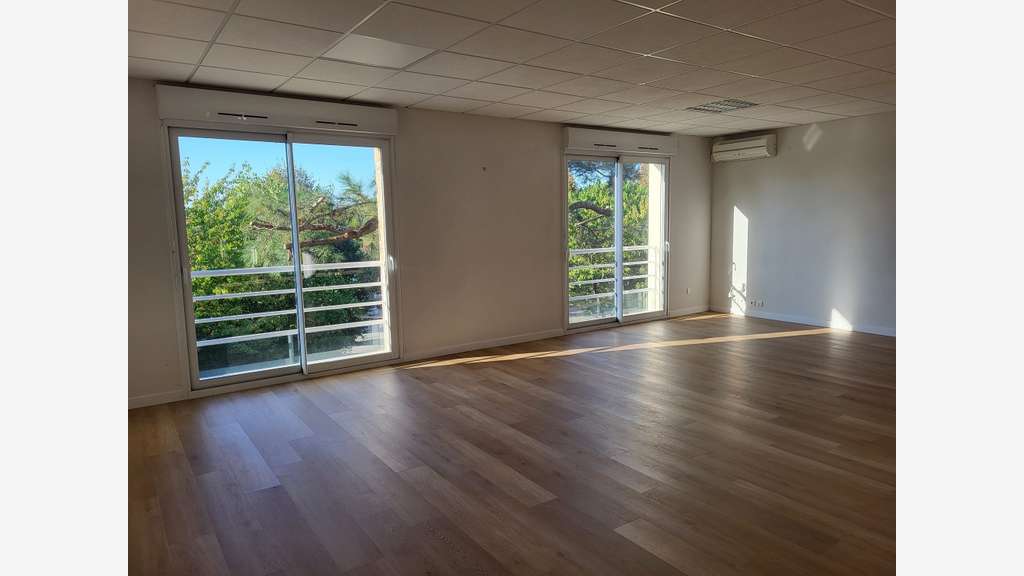 A louer bureau – open space 41m² à Vannes Arradon