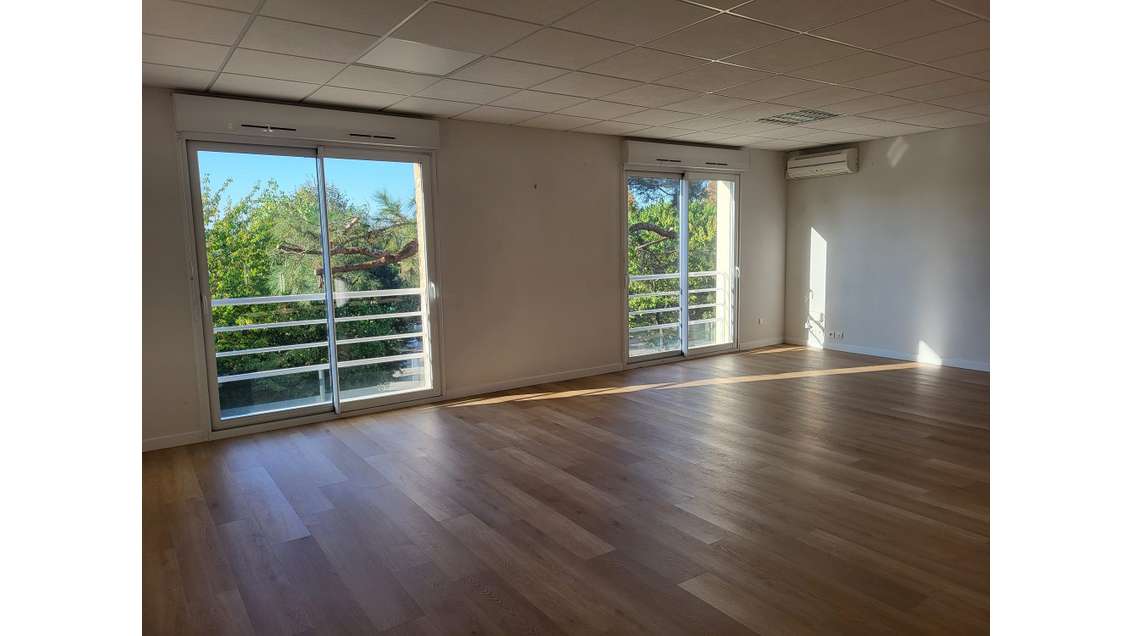 A louer bureau – open space 41m² à Vannes Arradon