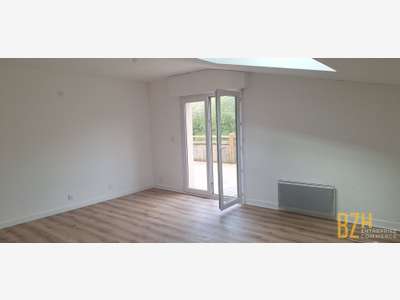Location bureaux 97m² en zone d'activité à Vannes