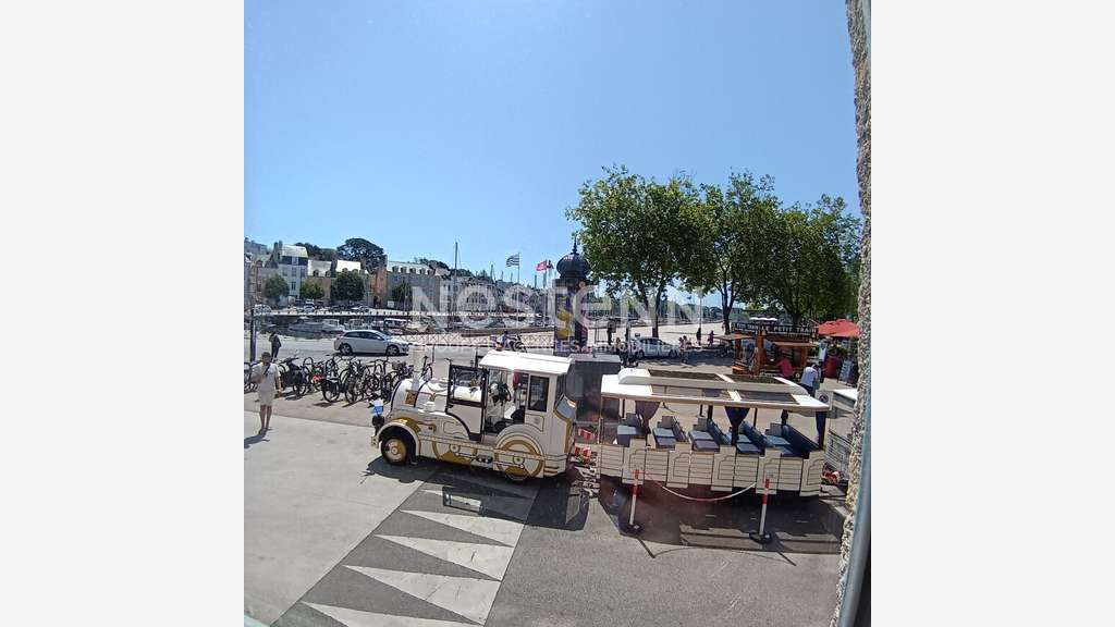 A louer bureau 50m² à Vannes, secteur le Port