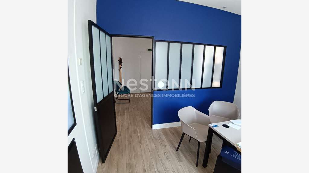 A louer bureau 50m² à Vannes, secteur le Port