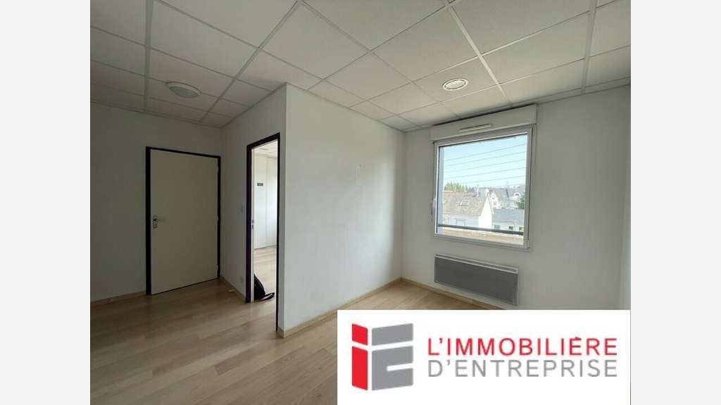 A louer plateau de bureaux 30m² R+2 à Vannes