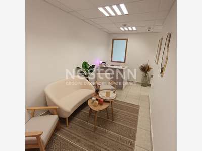 Bureaux à louer 110m² empl stratégique à Saint Avé