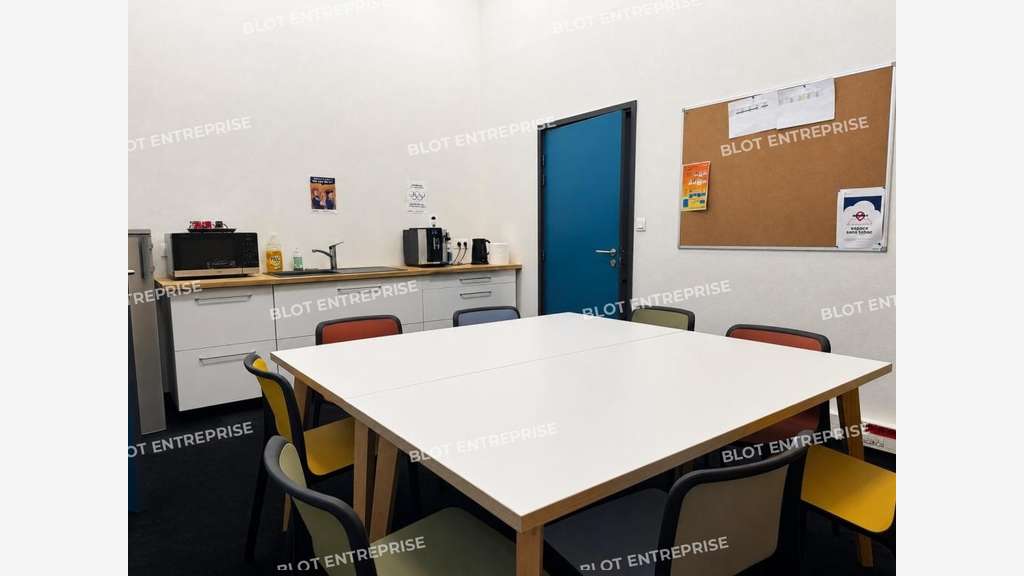 À LOUER - BUREAUX - VANNES - 28 m²