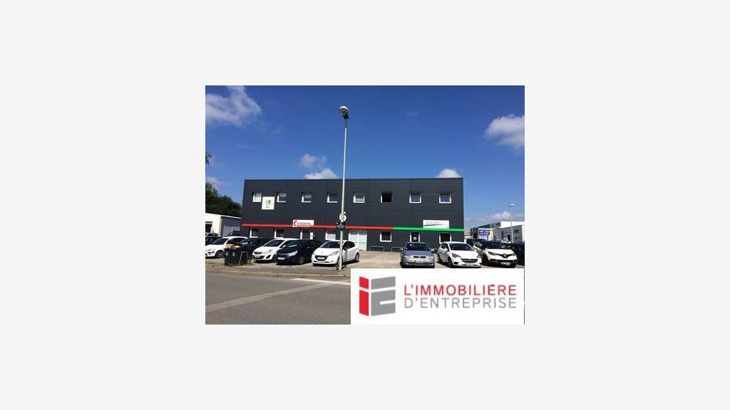 A louer plateau bureaux 83m² R+1 à Vannes