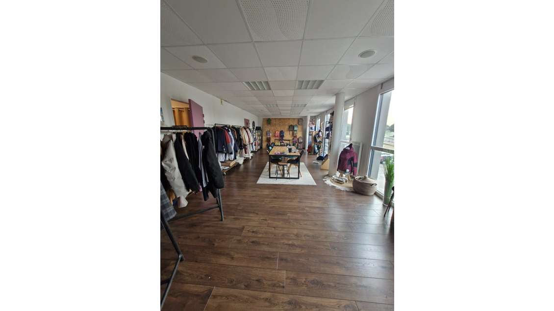 A louer bureaux 70m² très lumineux à Vannes Ouest