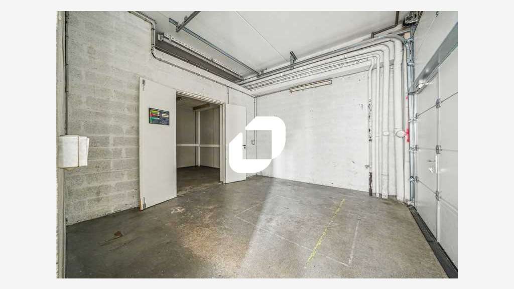 A louer Bureaux 396m² Vanves