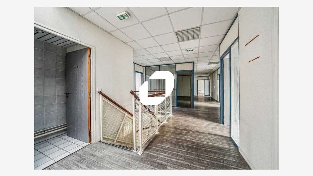 A louer Bureaux 396m² Vanves