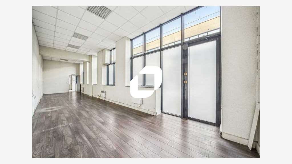 A louer Bureaux 396m² Vanves