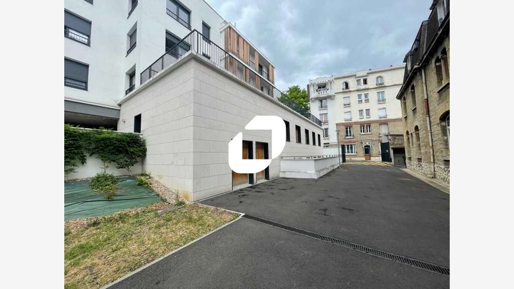 A louer Bureaux 285m² Vanves