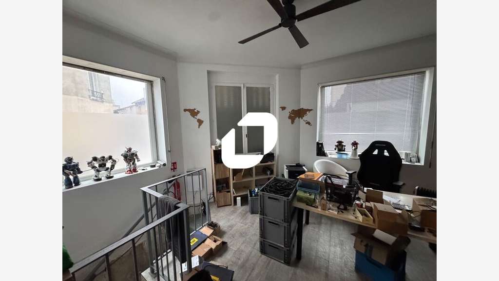 A louer Bureaux 72m² Vanves