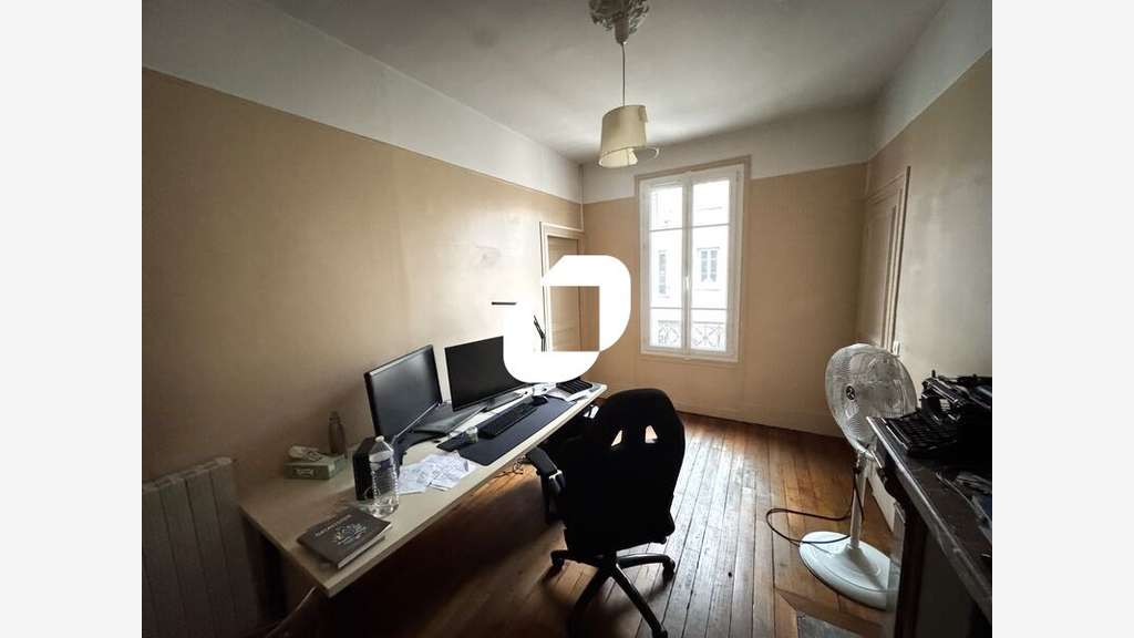 A louer Bureaux 72m² Vanves